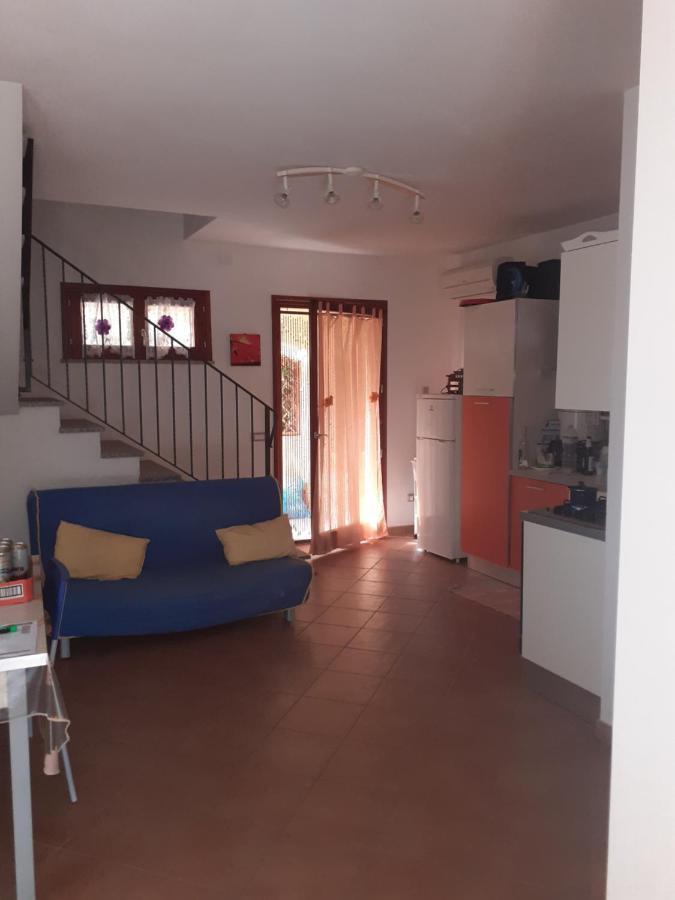 Villa Su Due Livelli Super Accessoriata SantʼAnna Arresi Εξωτερικό φωτογραφία