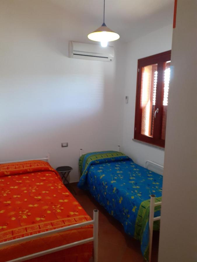 Villa Su Due Livelli Super Accessoriata SantʼAnna Arresi Εξωτερικό φωτογραφία