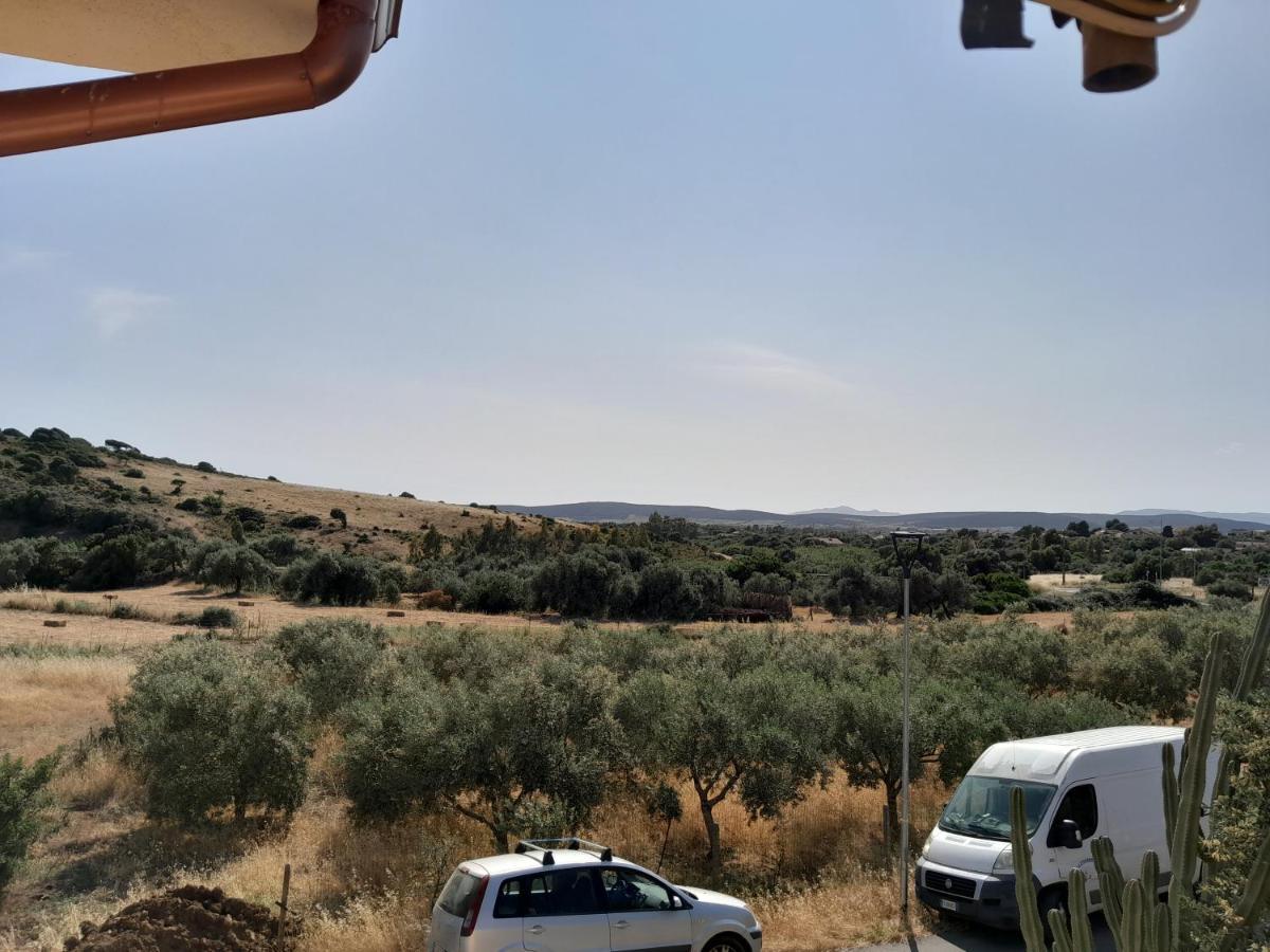 Villa Su Due Livelli Super Accessoriata SantʼAnna Arresi Εξωτερικό φωτογραφία